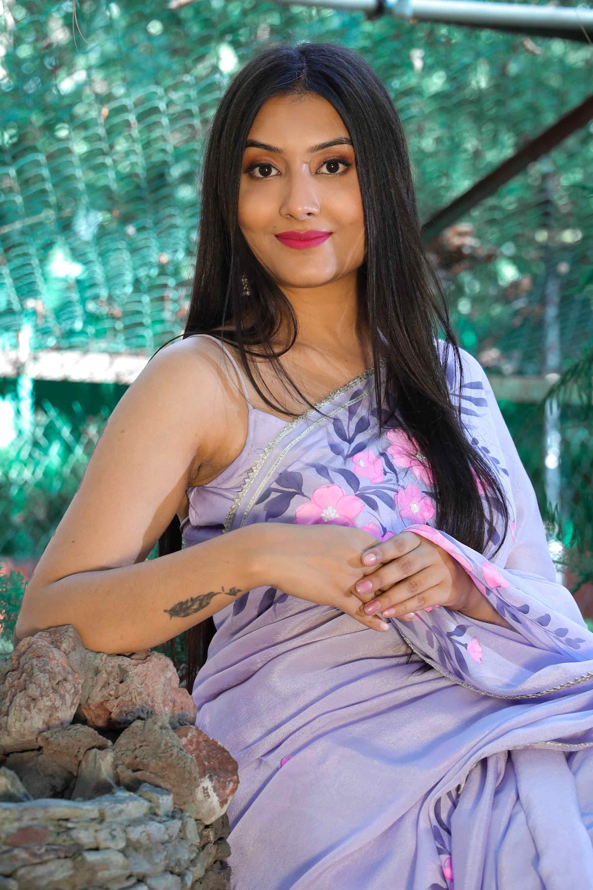 Hand-Painted Lavender Crepe Chiffon Saree with Fuchsia Flowers and Pigeons - Sequin and Bead Embroidery. Perfect for Party Wear, Engagement, or Farewell Saree Look. This Pure Silk Saree Features Exquisite Cloth Painting and Textile Paint for Fabric. Elevate Your Saree Style with Traditional and Stylish Indian Saree Design