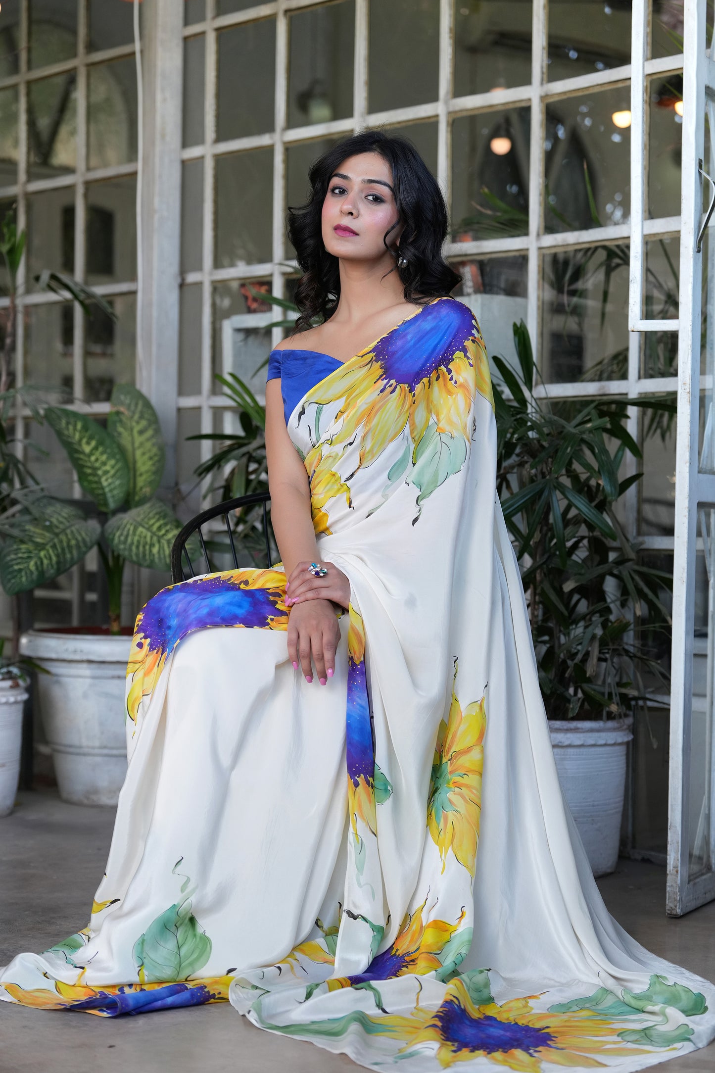 OCENIC SUNBURST CREP SAREE